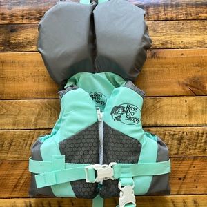 Bass Pro Shops Traditional Water Ski/Recreational Life Jacket for Babies